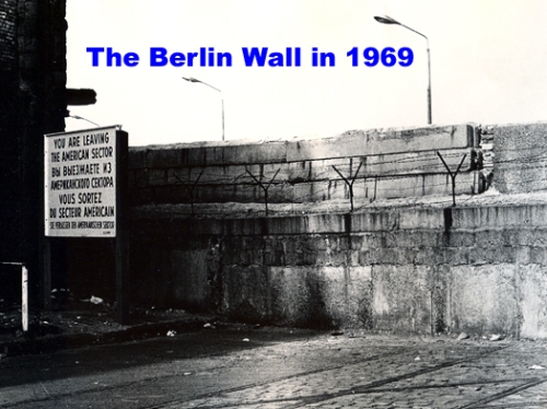 berlin wall fall