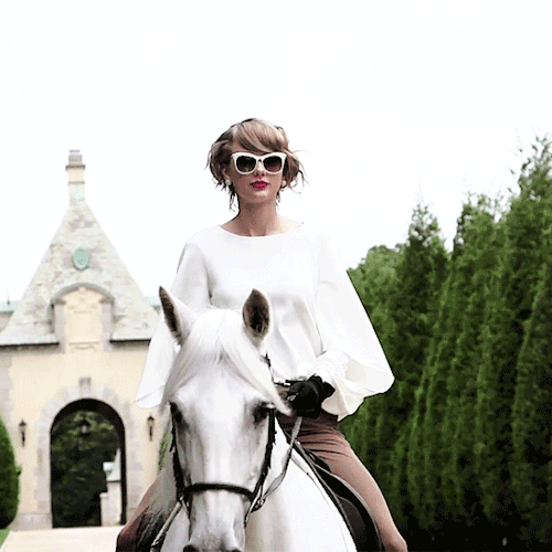 Taylor Swift White Horse