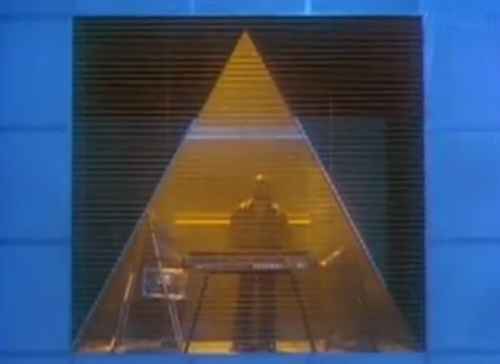 Stevie Wonder Illuminati Pyramid